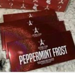 Jeffree Star peppermint frost palette